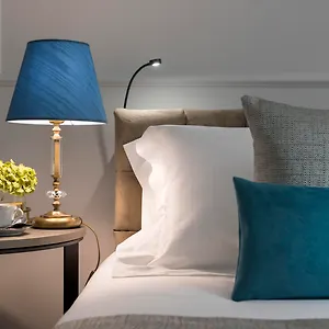 **** Hotel La Italie